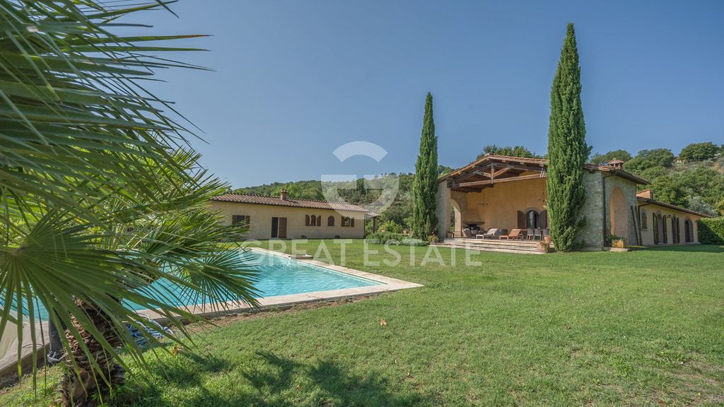 Property photo 2 of 66