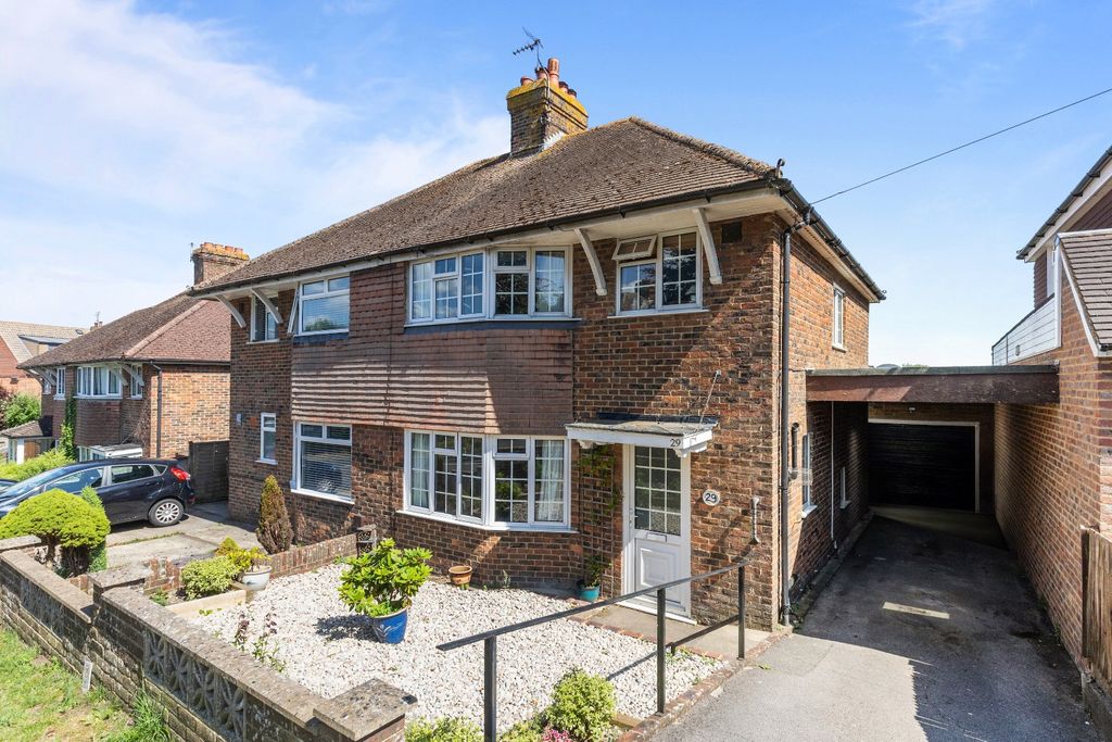 Property photo 1 of 11 4256861