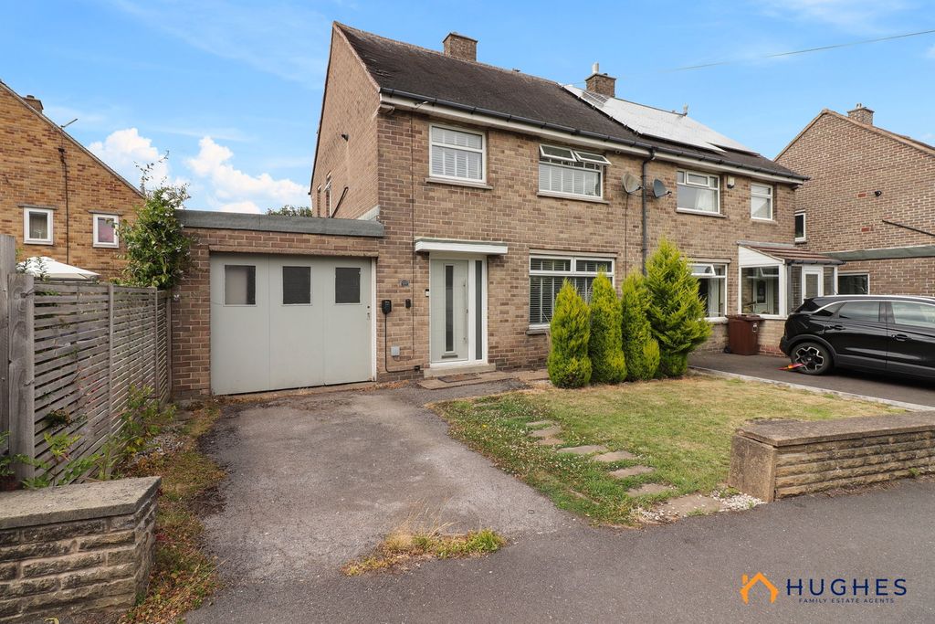 Property photo 1 of 28