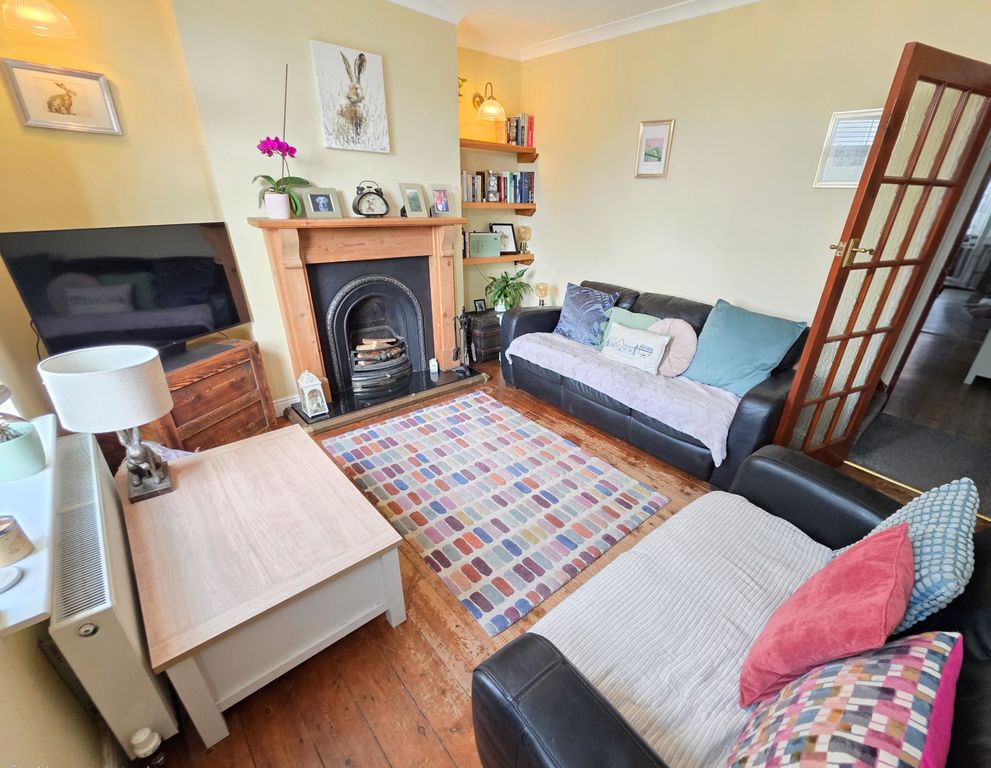 Property photo 3 of 18