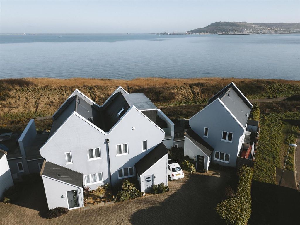 Property photo 1 of 42 Dji_0315-1.Jpg