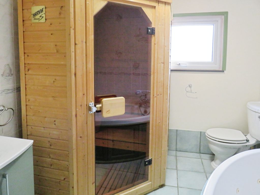 Additional image 9 of 4 bed property to rentDuchess Drive, Newmarket CB8