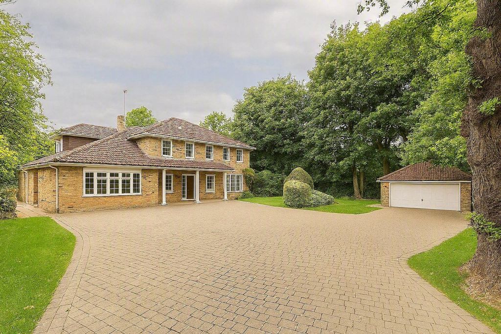 Property photo 2 of 12 Picture No. 17