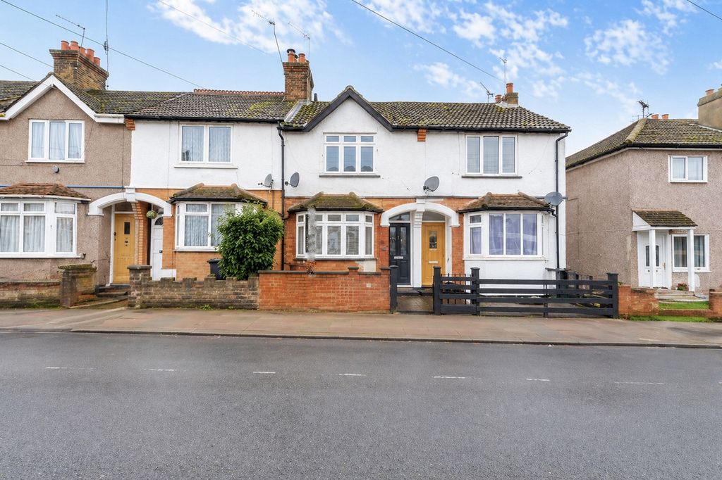 Property photo 1 of 9