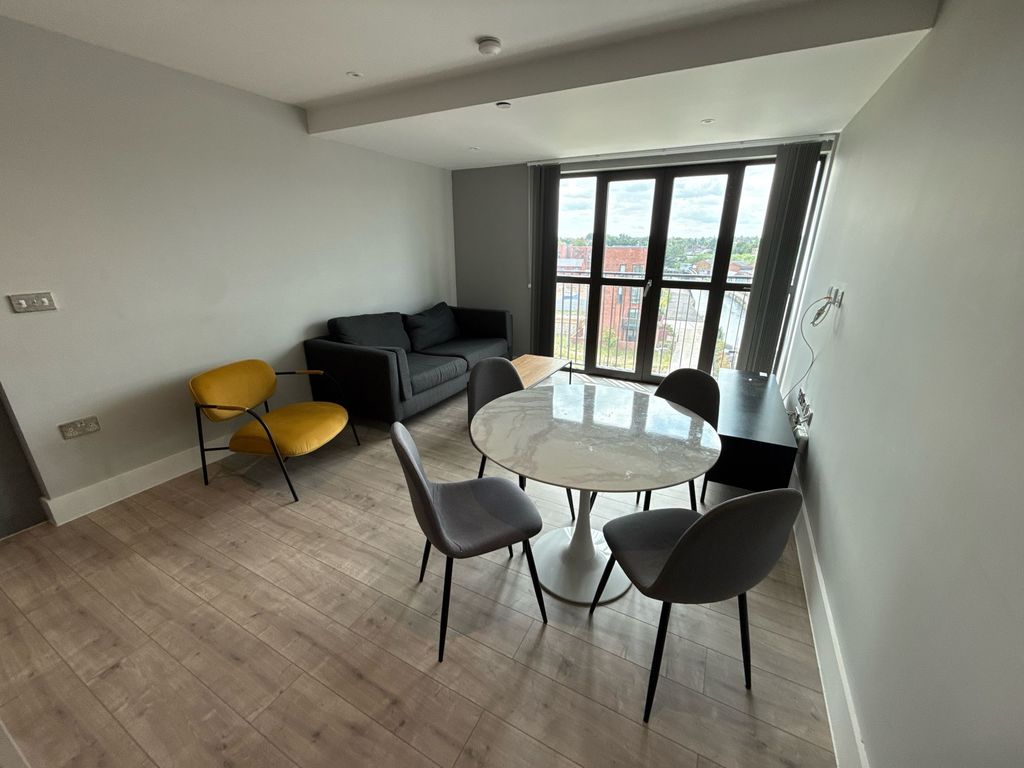 Property photo 2 of 13