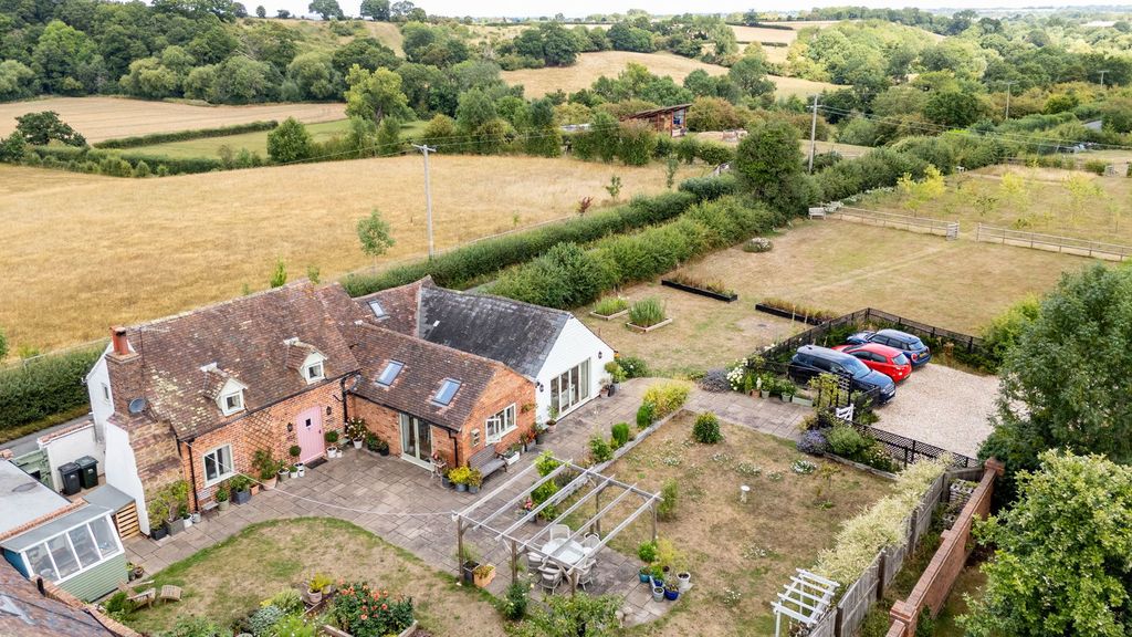 Property photo 1 of 28