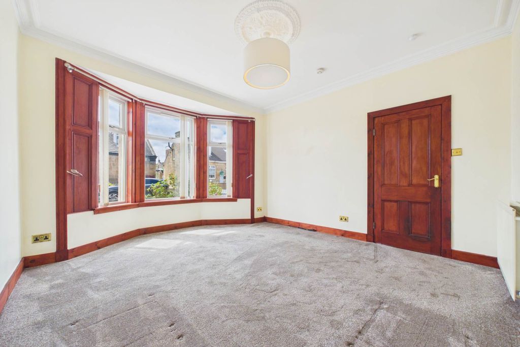 Property photo 3 of 25