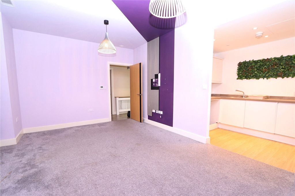 Property photo 3 of 11 Picture No. 22