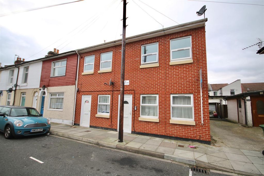 Property photo 1 of 8 Hzfcdstclecti9Ahk3Mdnw.Jpg