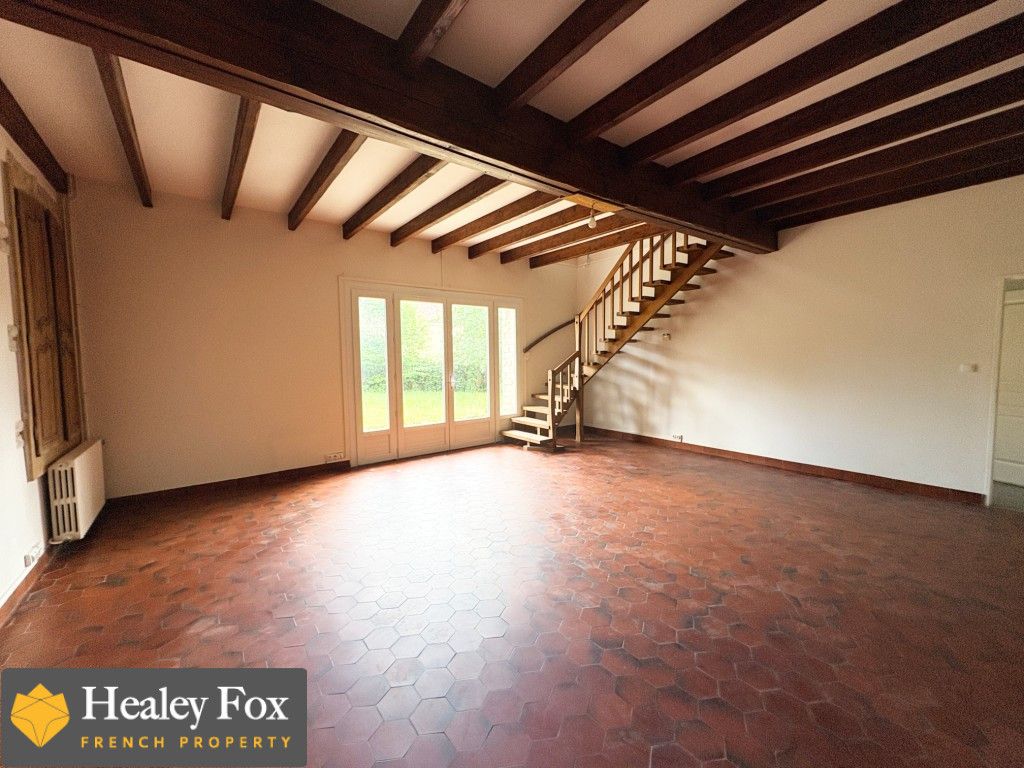 Property photo 2 of 26