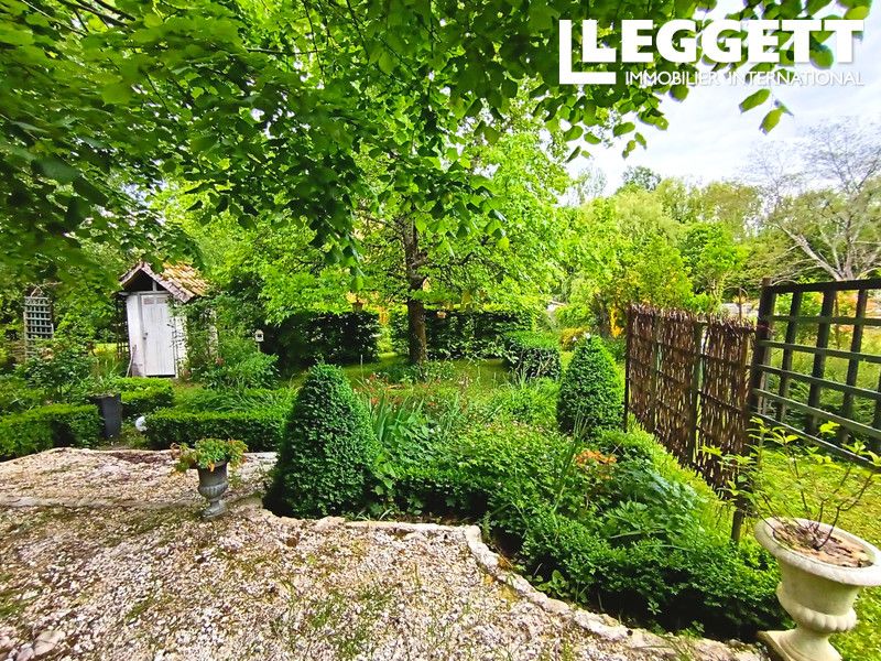 Property photo 2 of 10