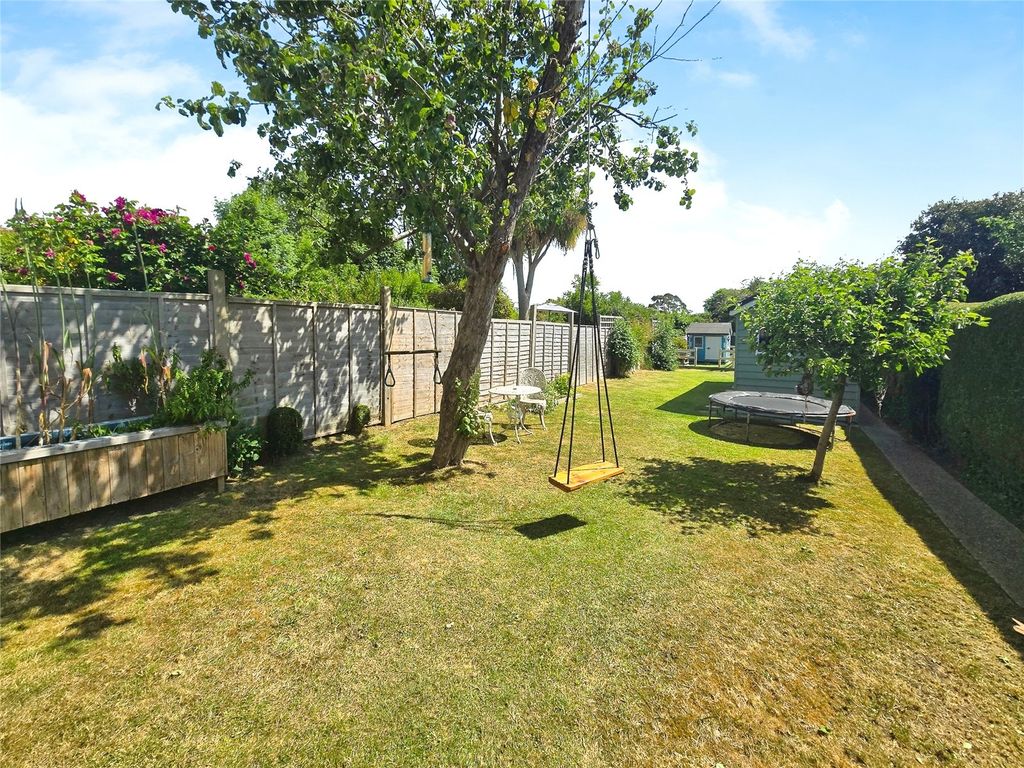 Property photo 2 of 22 Garden