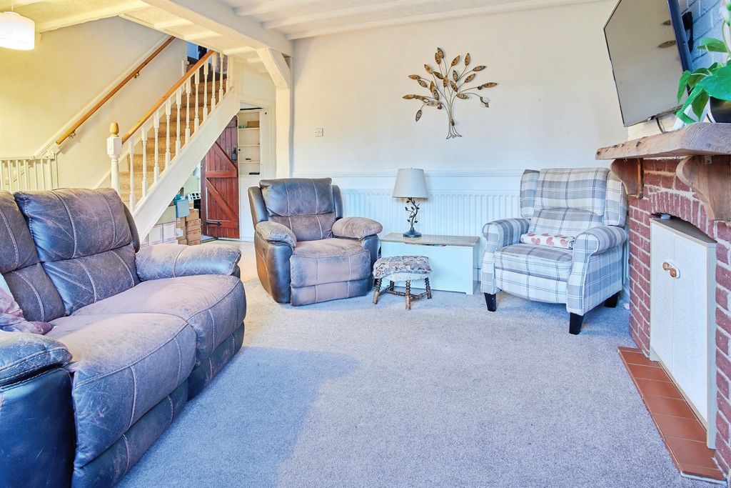 Property photo 3 of 16