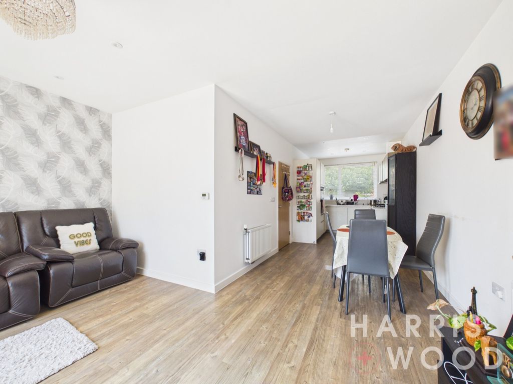 Property photo 2 of 21 4060044