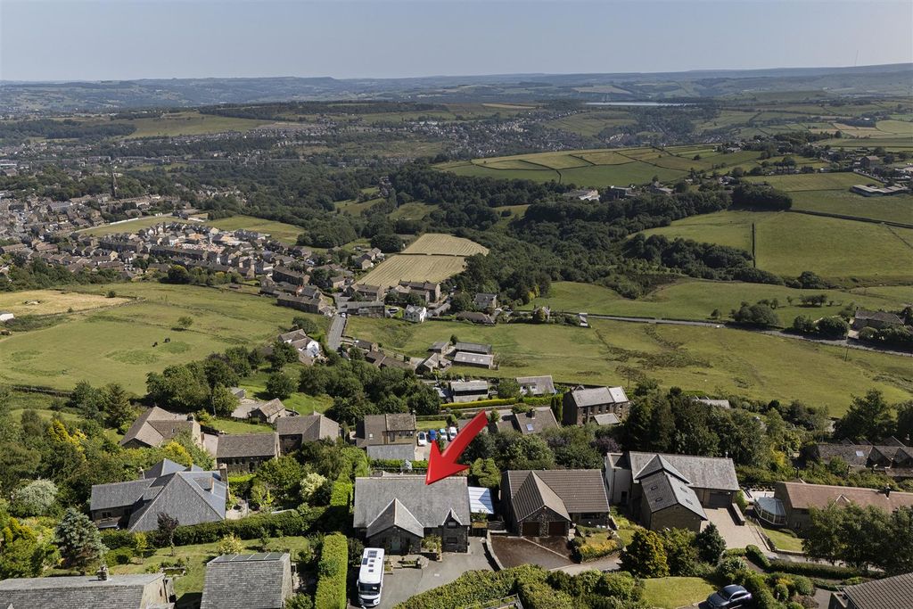 Additional image 10 of 5 bed detached house for salePike Law Lane, Golcar, Huddersfield HD7