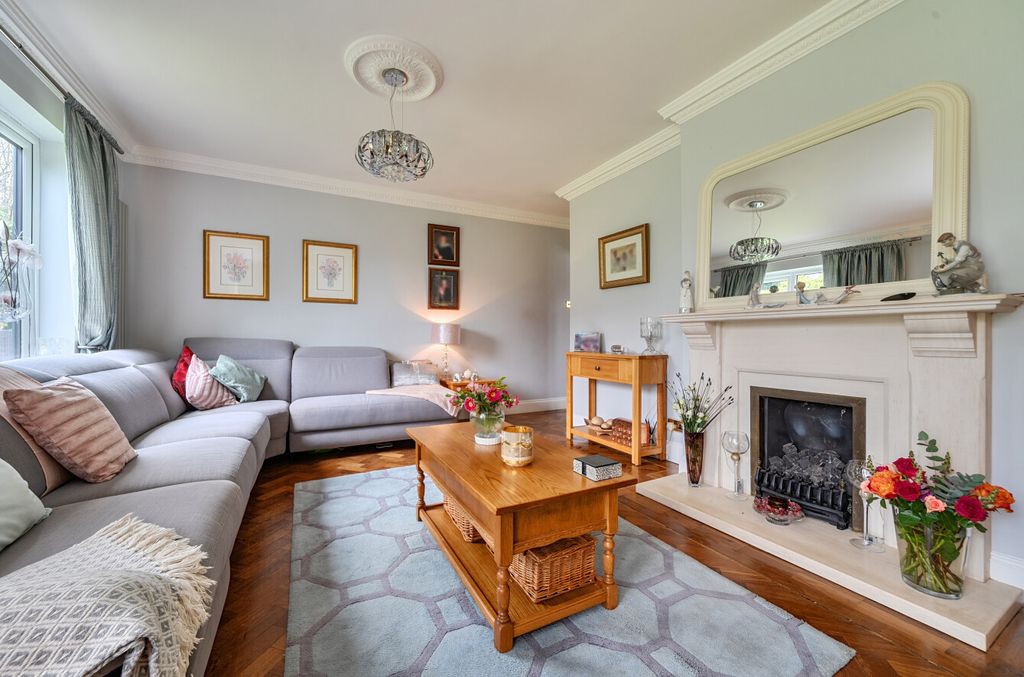 Property photo 3 of 19 1424141-8-69Aebce...