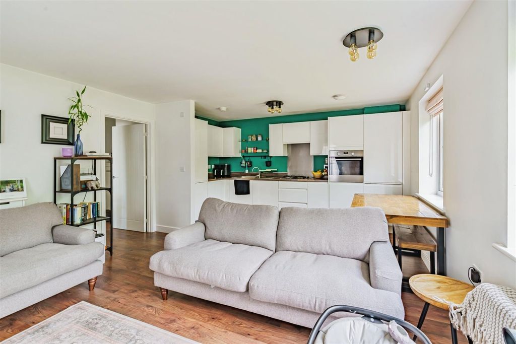 Property photo 2 of 11 Dsc08338-Hdr.Jpg