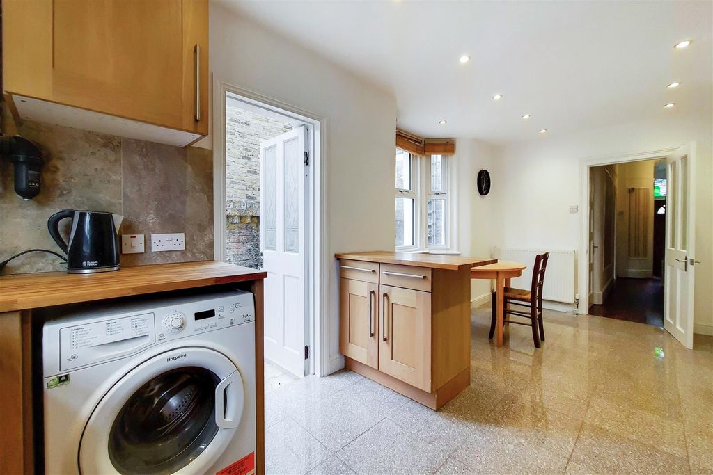 Property photo 2 of 14 Kitchen/ Diner