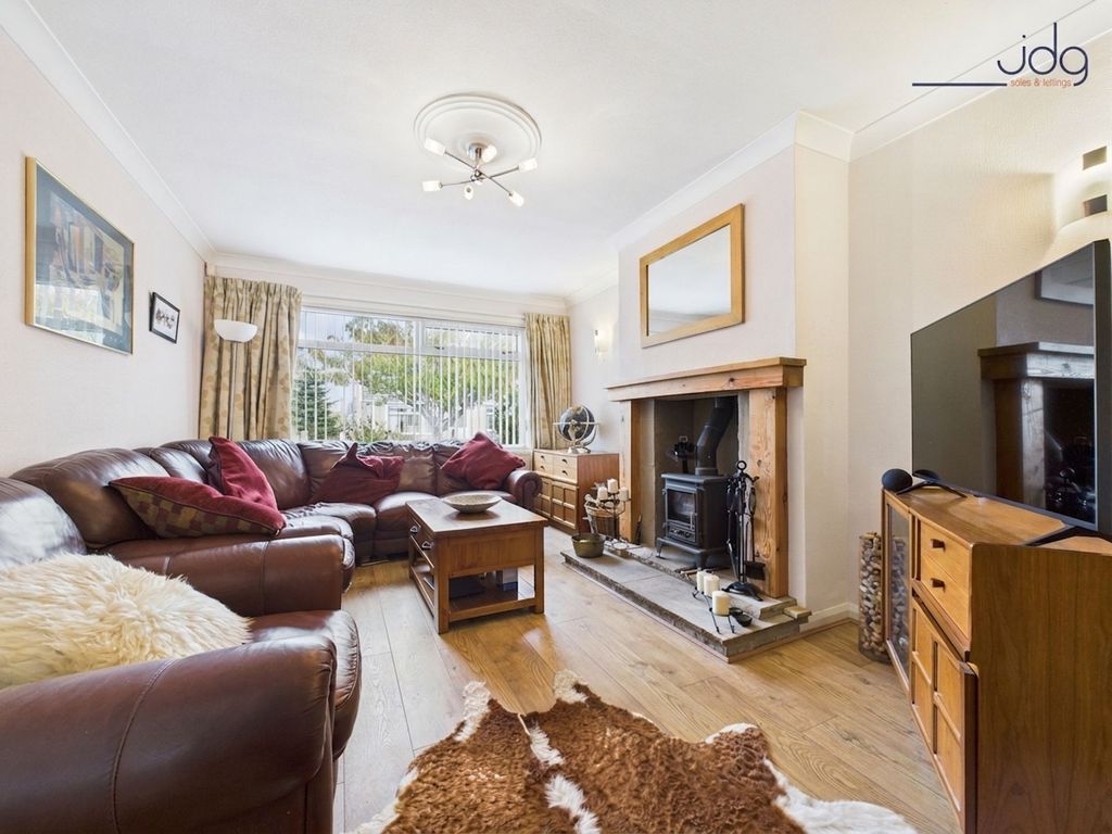 Property photo 3 of 13 Open Plan Living