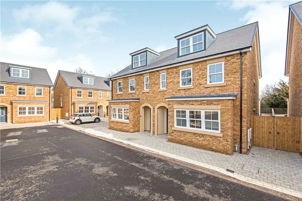 Property photo 1 of 11 Exterior