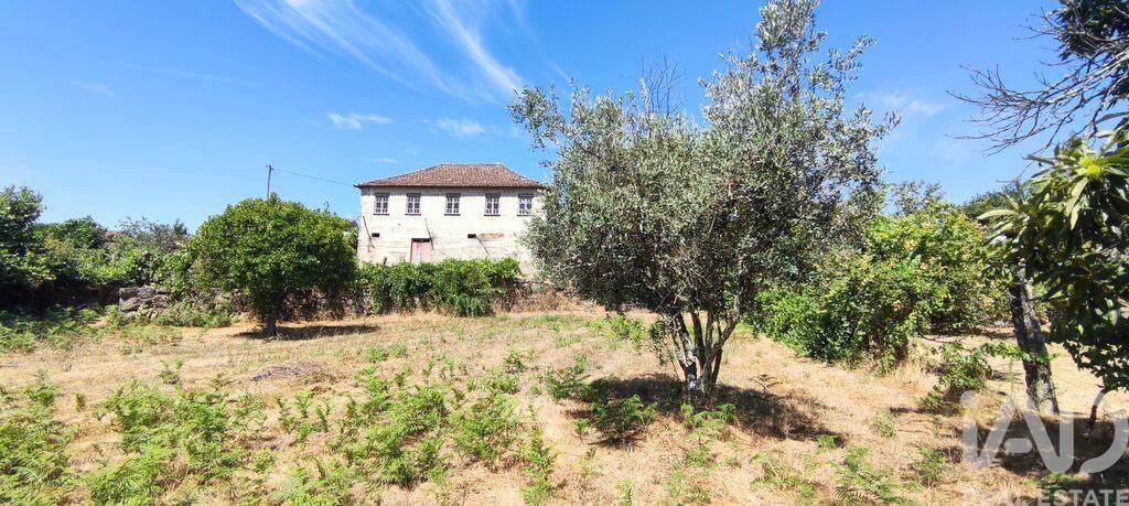 Property photo 1 of 40