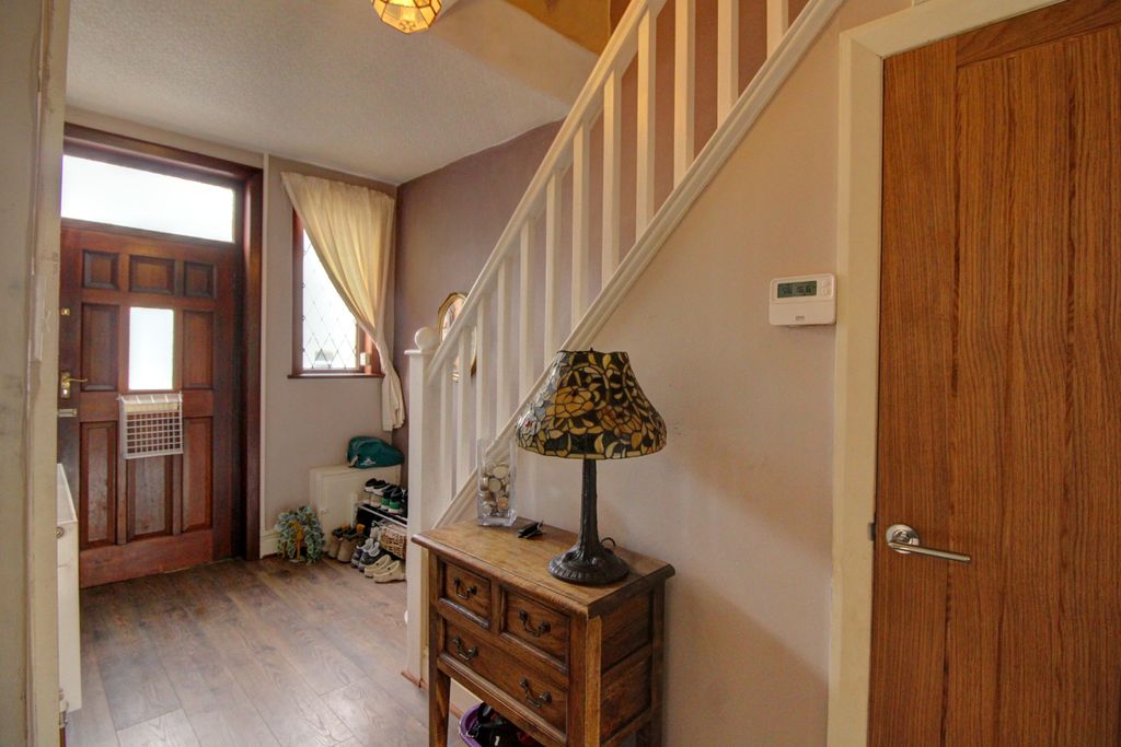 Property photo 2 of 18 2