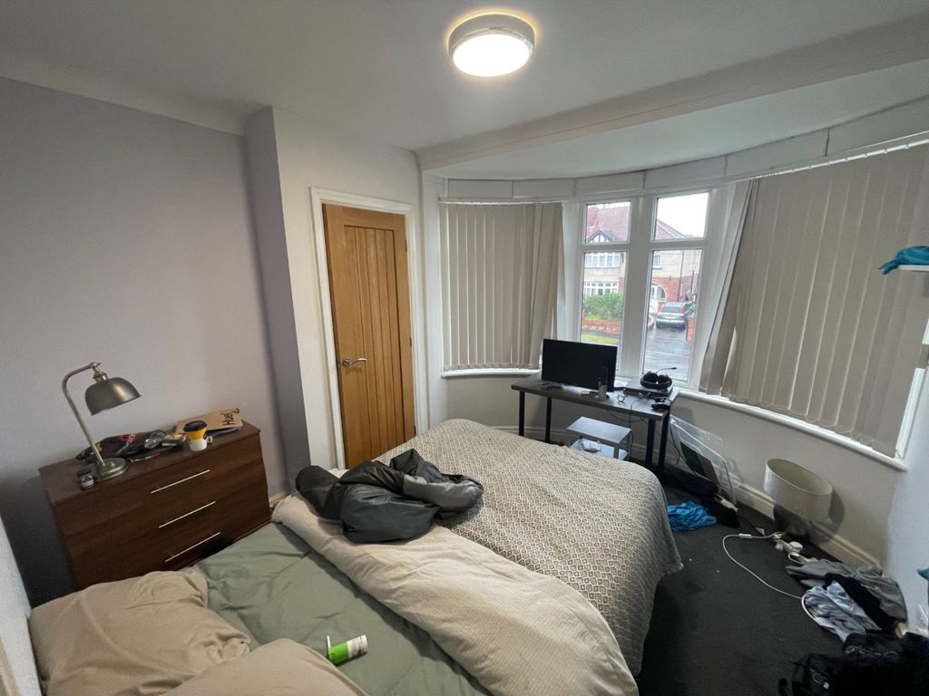 Property photo 3 of 8 Picture No. 04
