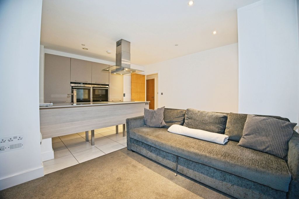 Property photo 2 of 18 Living Area