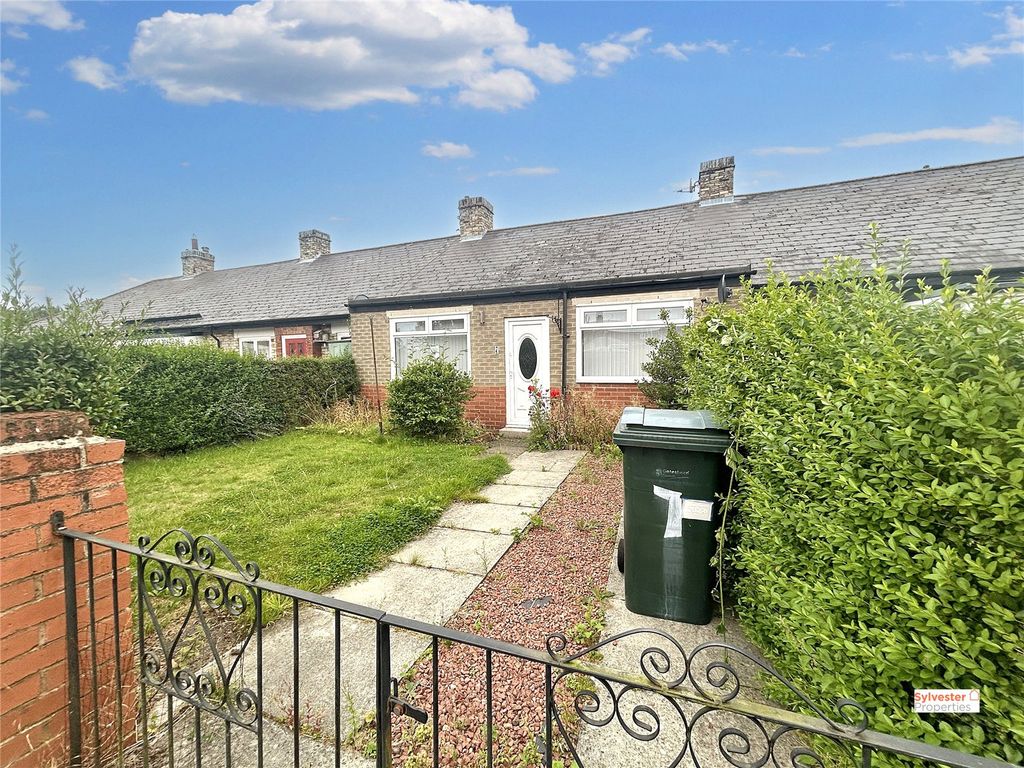 Property photo 1 of 18 Picture No. 04