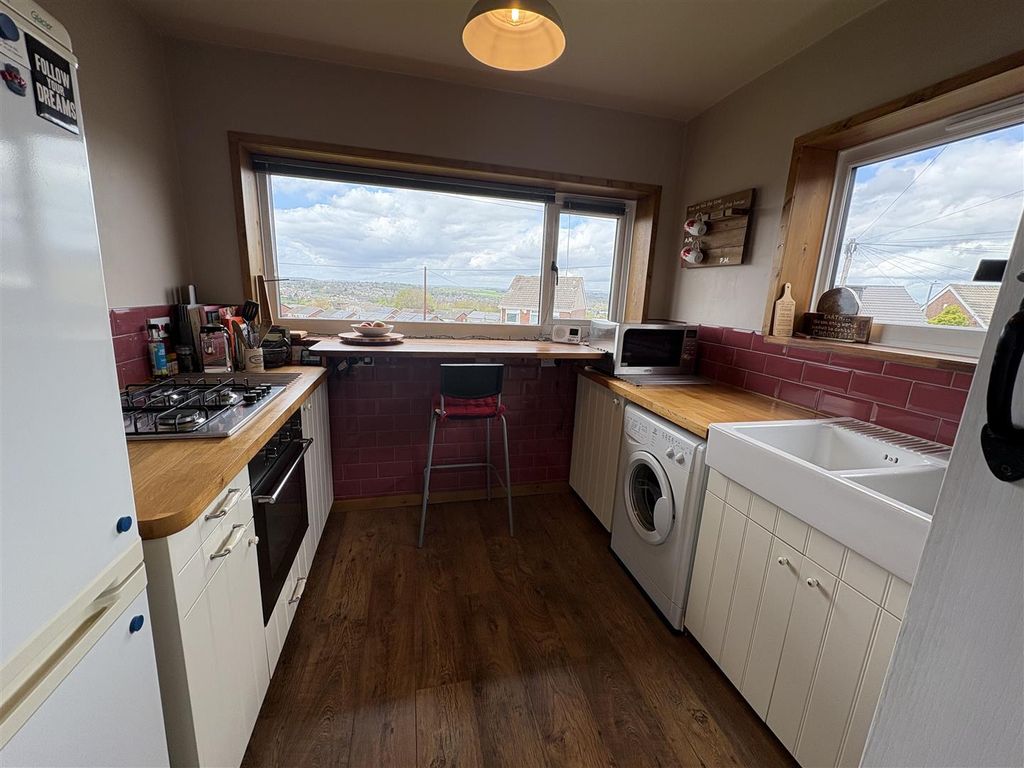 Additional image 17 of 2 bed semi-detached bungalow for saleHarewood Avenue, Heckmondwike WF16
