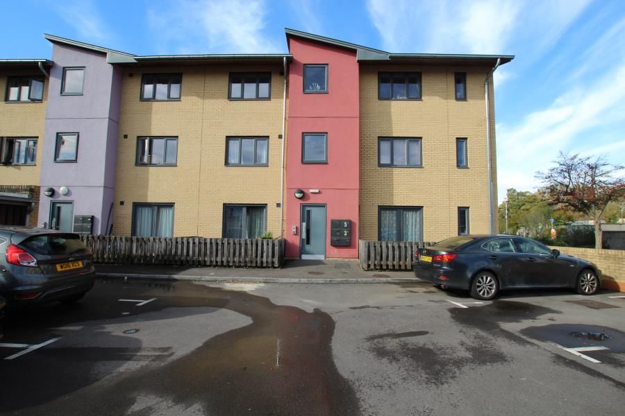 Property photo 1 of 7