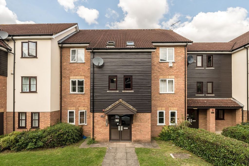 Property photo 1 of 4