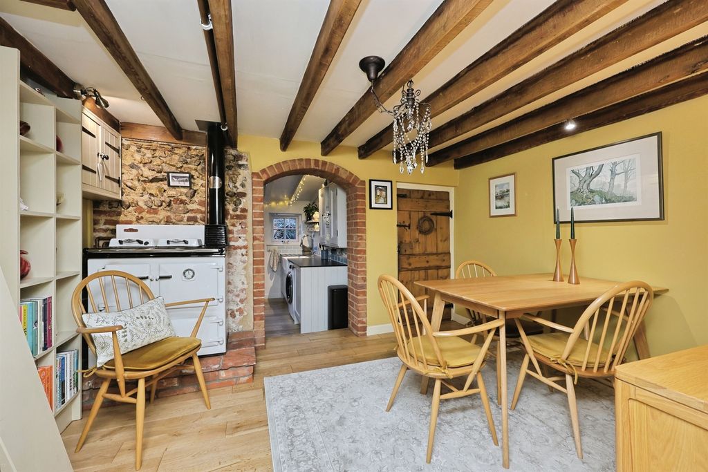 Property photo 3 of 20