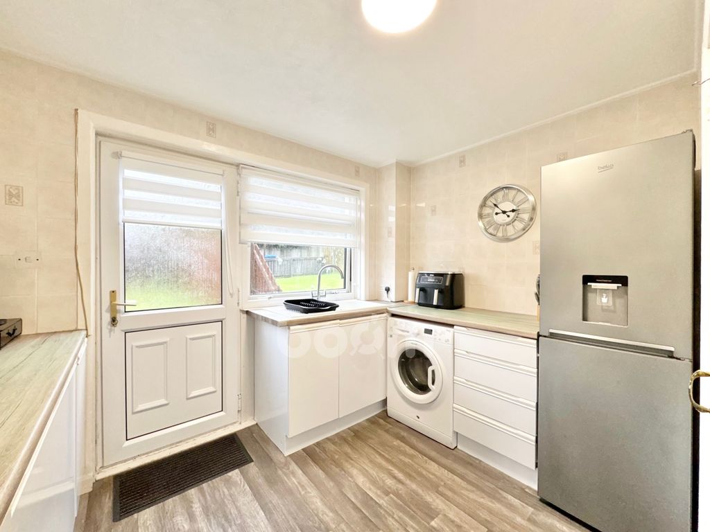 Property photo 3 of 20 Avils Place, Kilbirnie Kitchen Shot