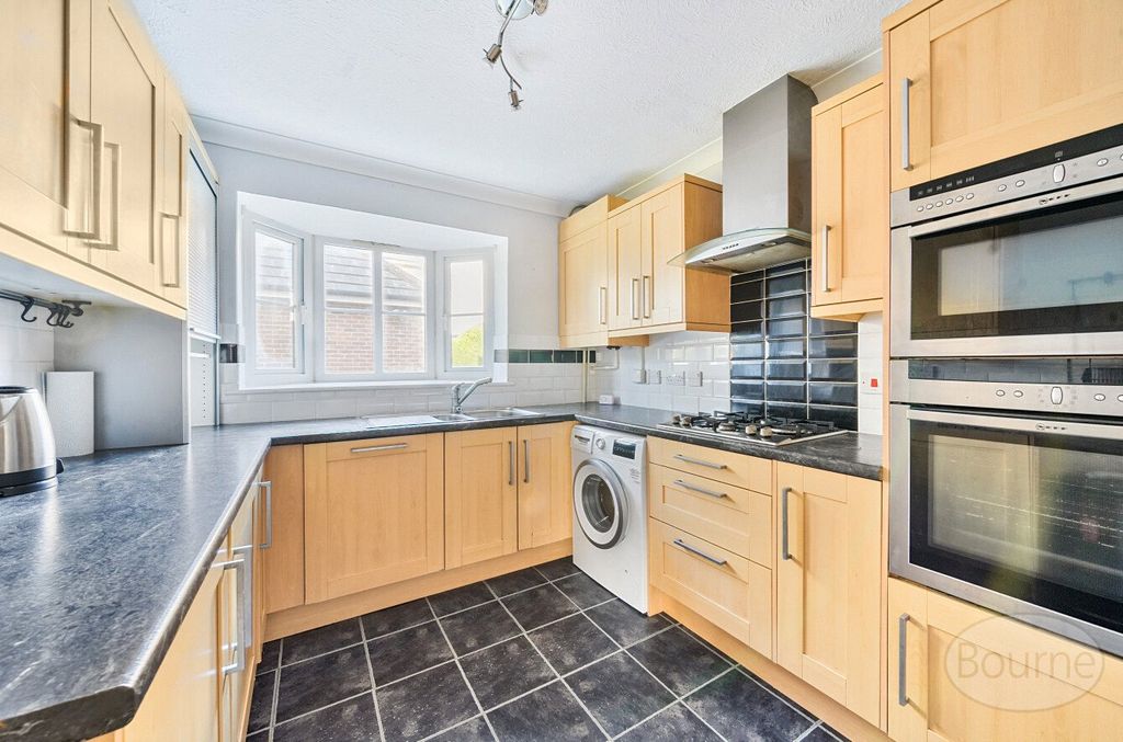 Property photo 2 of 16 Picture No. 40