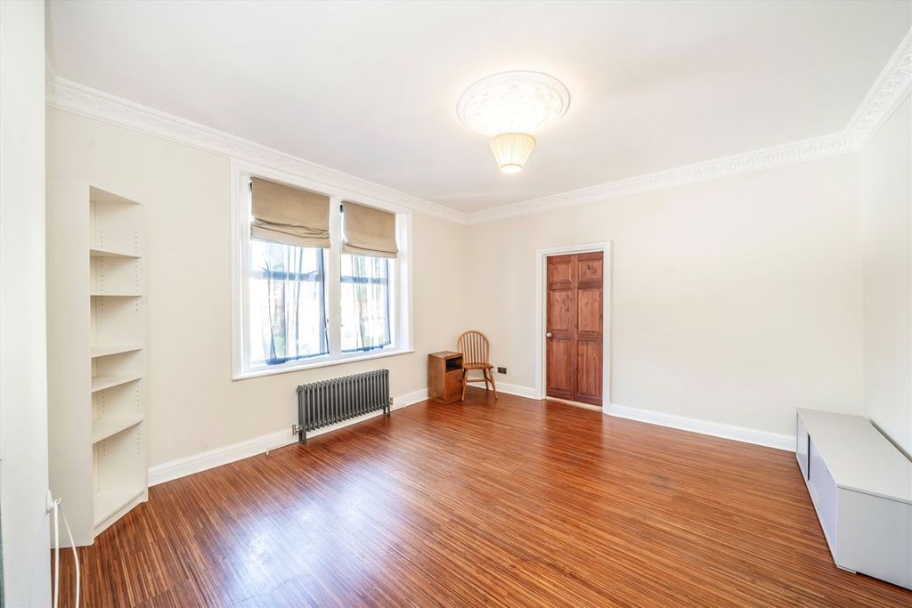 Property photo 2 of 5