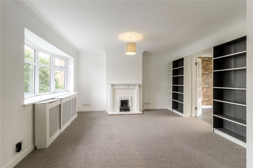 Property photo 2 of 15 Picture No. 02