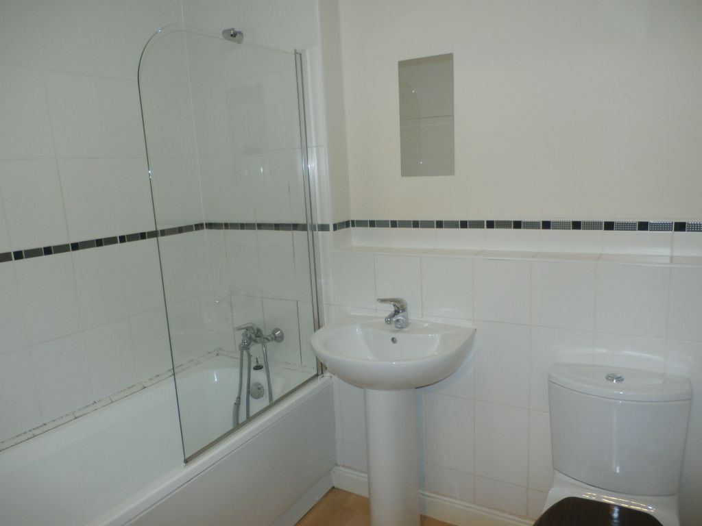 Property photo 3 of 6
