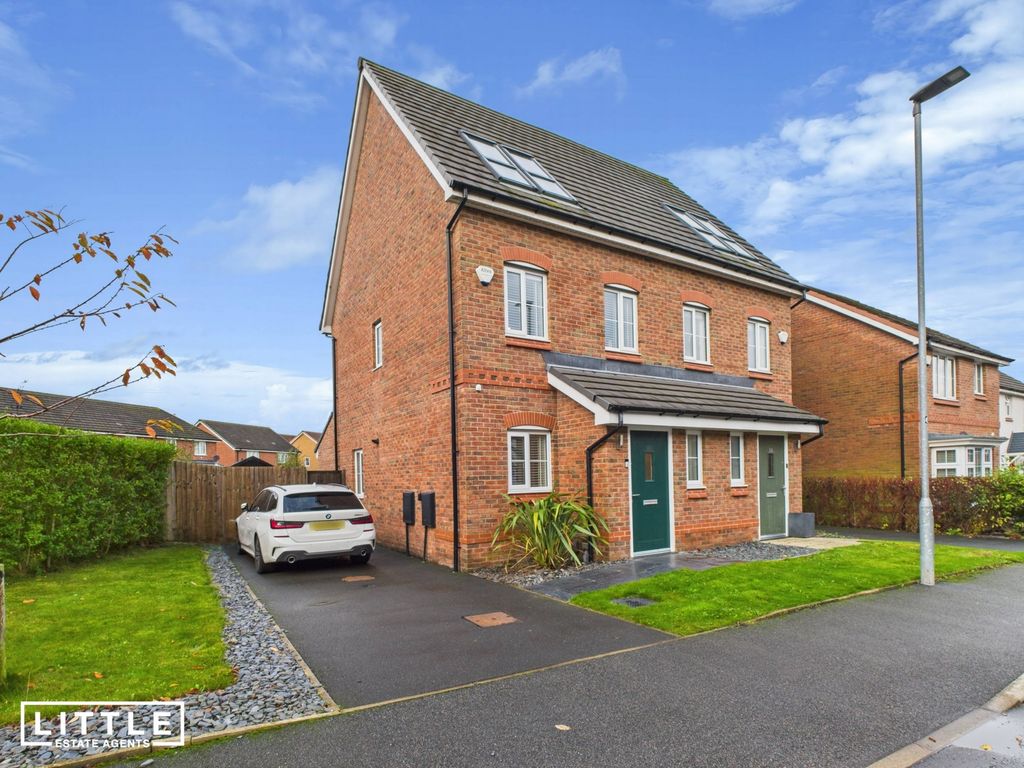 Property photo 1 of 30 Photo 17