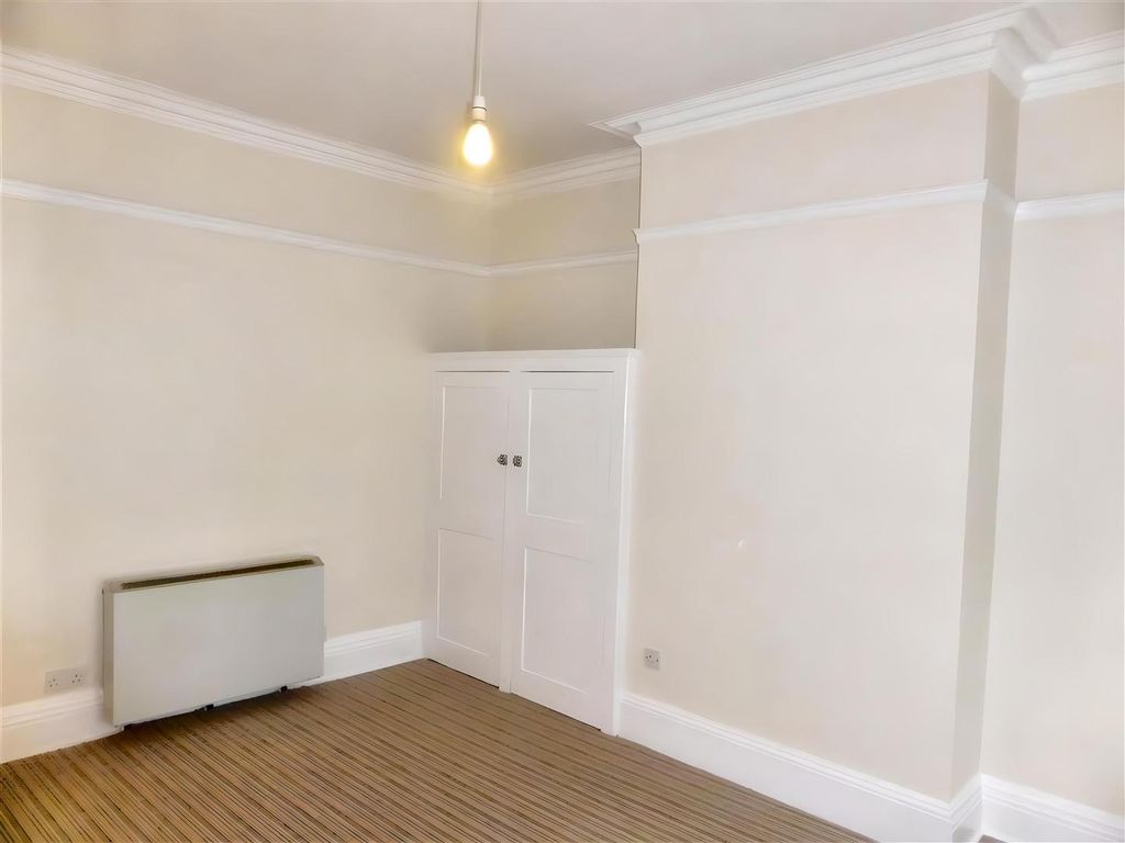 Property photo 3 of 7 Bedoom.Png