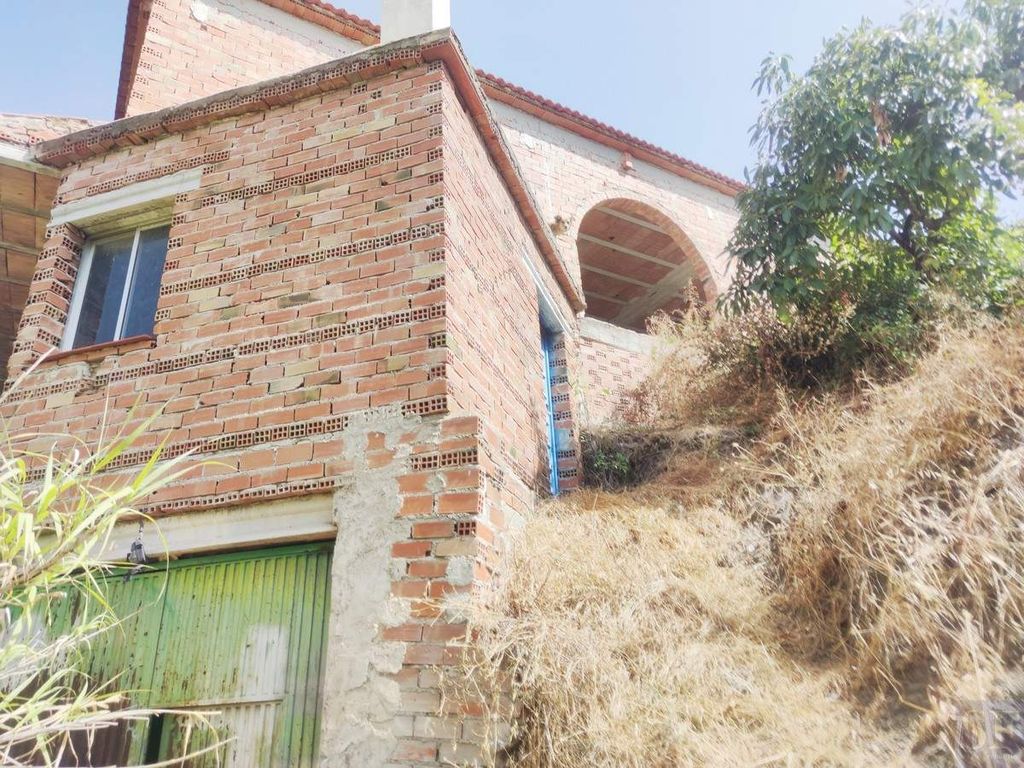 Property photo 3 of 11