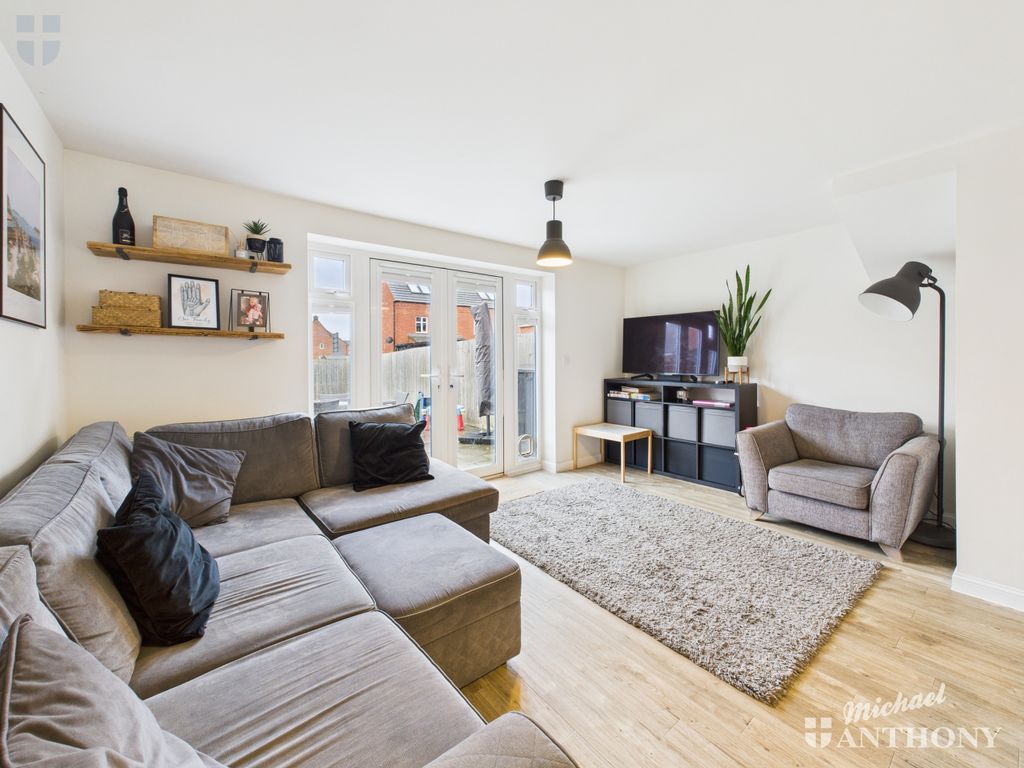 Property photo 2 of 19 Cam03852G0-Pr0479-Still002