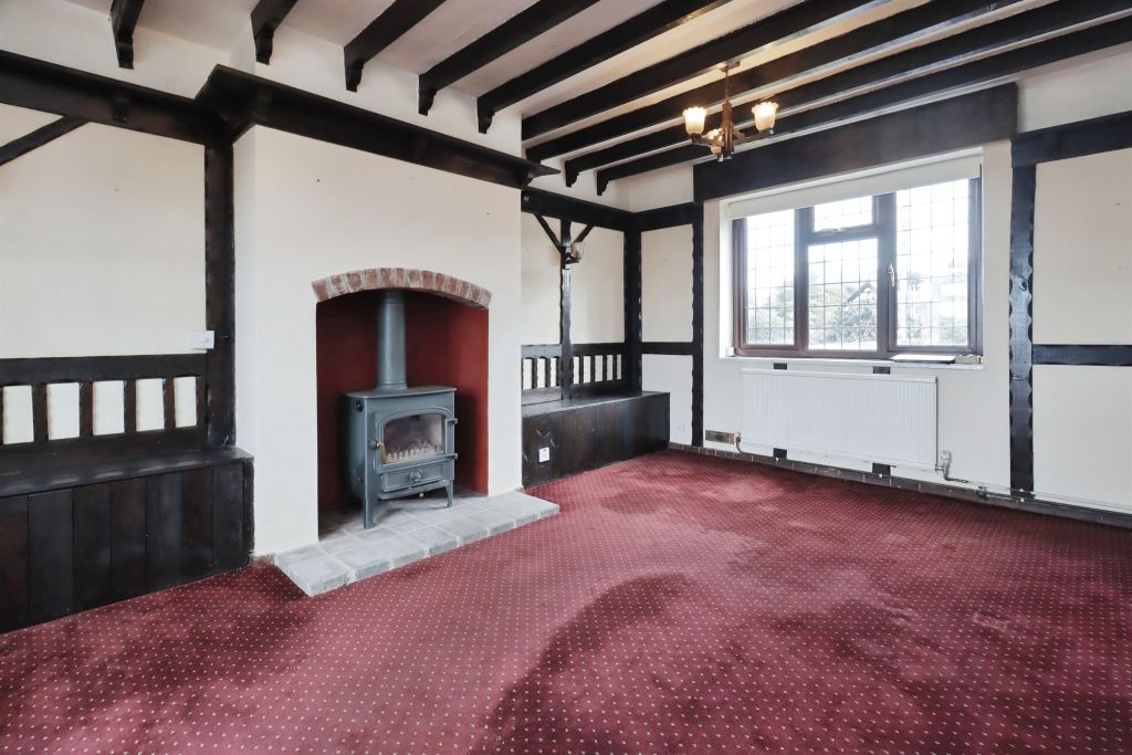 Property photo 2 of 19