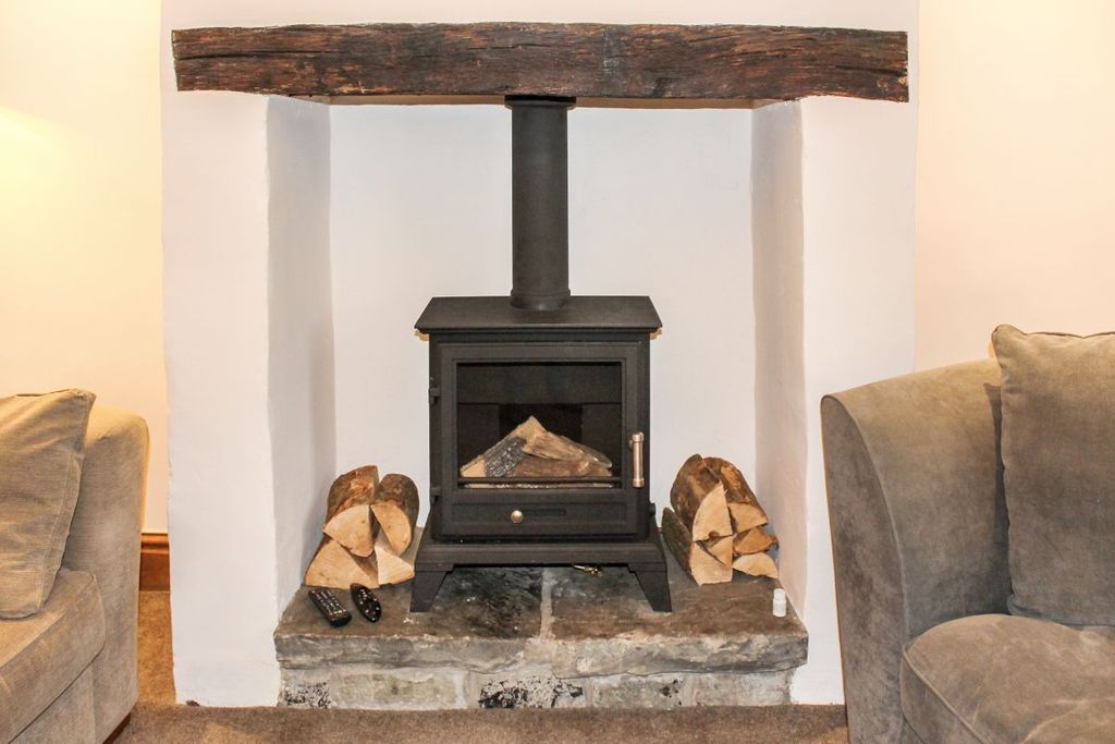 Property photo 3 of 18