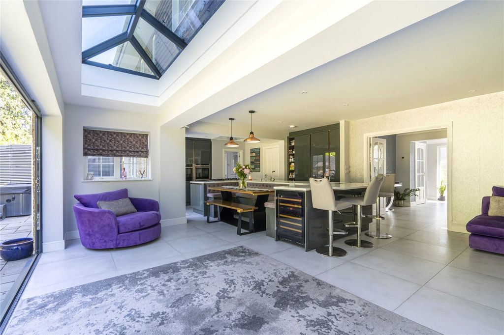Property photo 3 of 24 Open Plan Kitchen