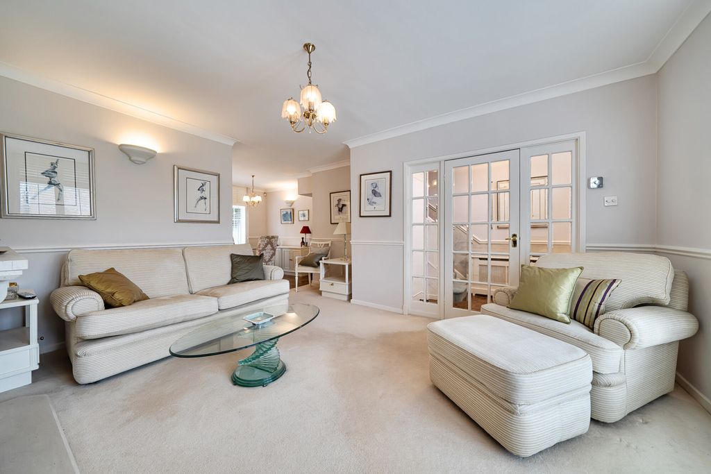 Property photo 3 of 20 1438311-2-69Cce1d...