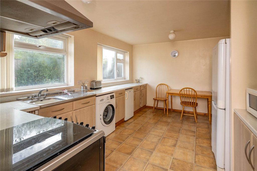 Property photo 3 of 15 Picture No. 08