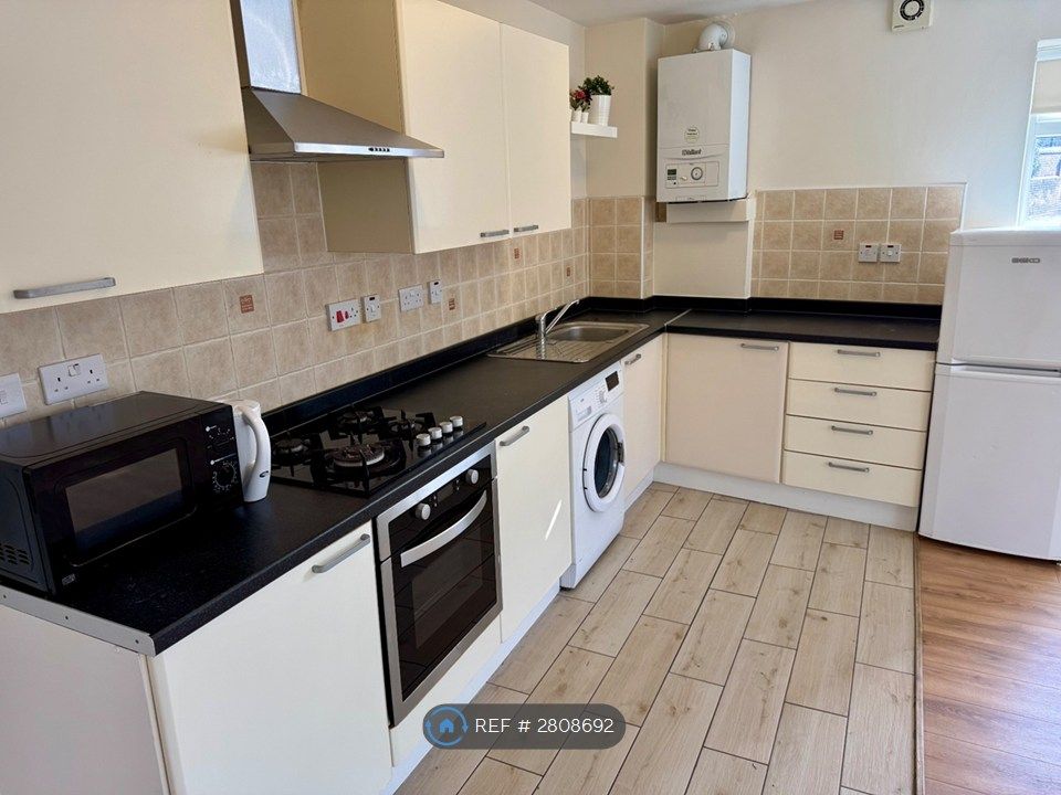 Property photo 3 of 7