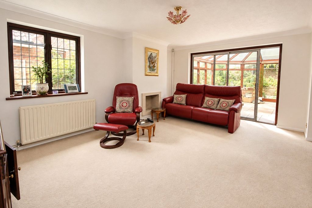 Property photo 3 of 19 Picture No. 14