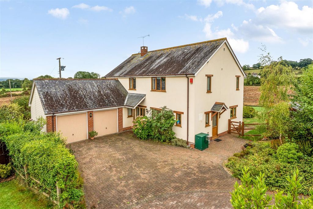 Property photo 1 of 15 1